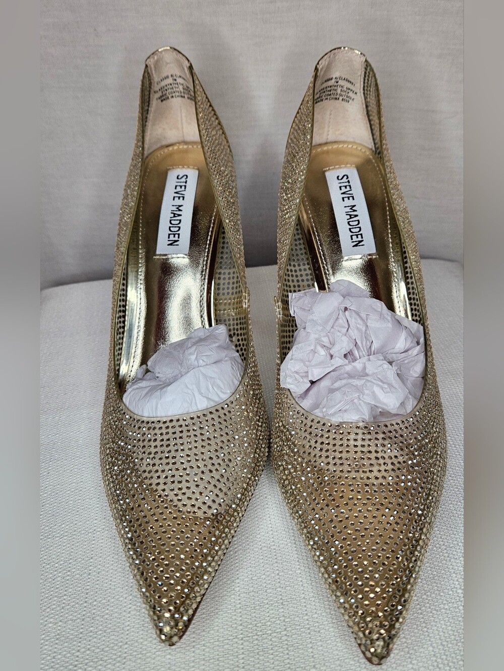 Steve Madden Classie Rhinestone Gold Clear Pumps Heels 7 NWOT Event Festival - Picture 2 of 12